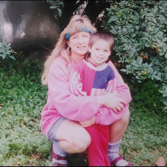 Meet your Posher, Cindy - Picture 5 of 7